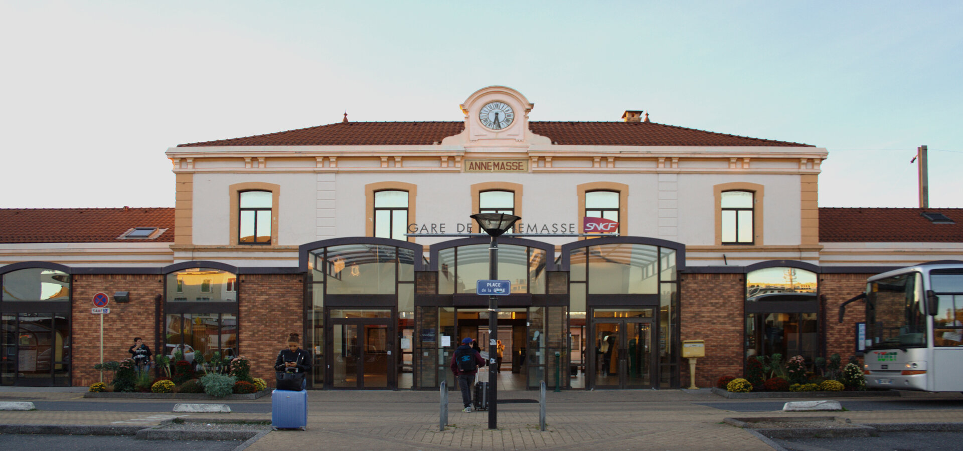 TAXIS ANNEMASSE